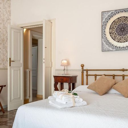 B&B Risveglio Col Rosone Lecce Exterior foto